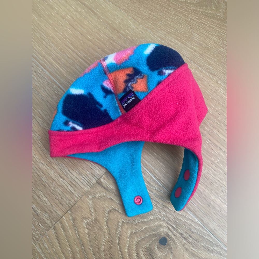 Patagonia fleece hat size 3-6mo